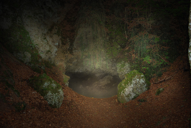 ijsgrotten grot grotten Birresborn Eifel Duitsland