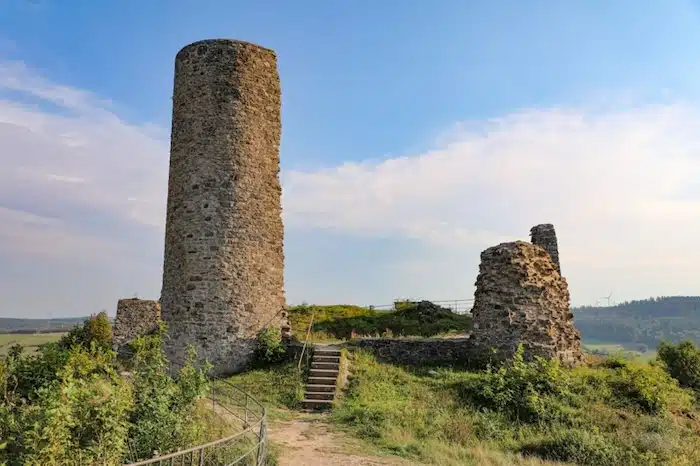 burcht ruÏne in Kroneburg, de Eifel
