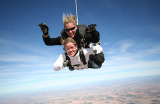 parachutespringen eifel tandemsprong