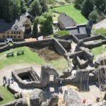 burchten manderscheid burcht eifel vulkaaneifel duitsland