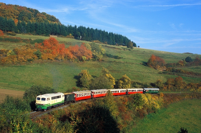 brohltalbahn vulkanexpress trein eifel duitsland