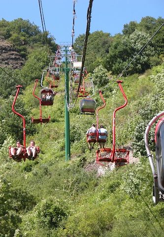 kabelbaan stoeltjeslift cabine berg cochem moezel eifel duitsland