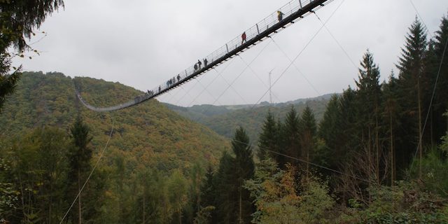 hangbrug de geierlay duitsland hiking