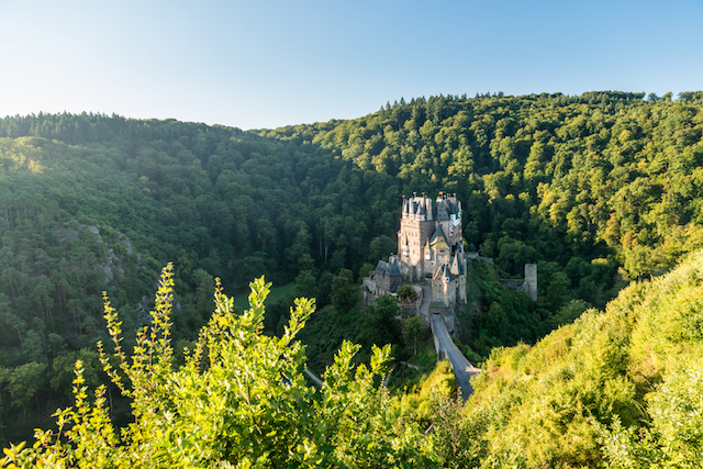 burg eltz wandelen wandelroute lopen eifel duitsland