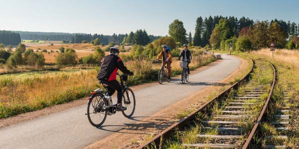 Op de Vennbahn gaan de fietsroutes door de meest mooie landschappen.